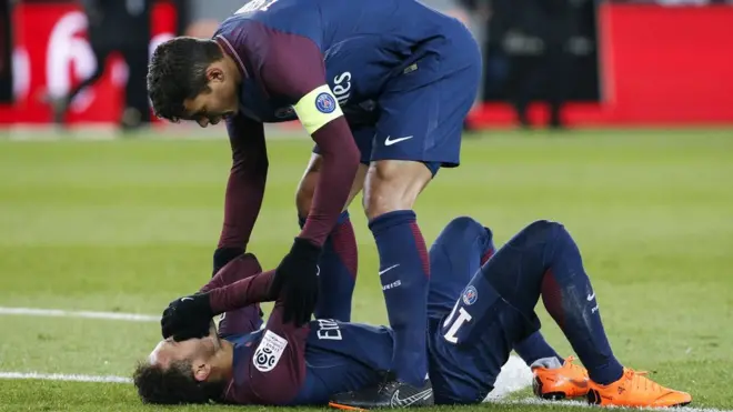 Neymar pourrait rater le choc face au Real Madrid.