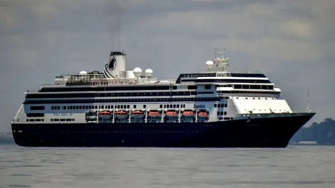 Саякат кеме