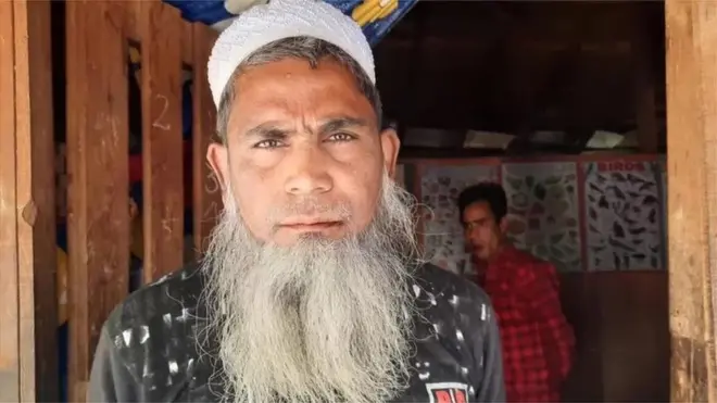 भारत के कई हिस्सों में रोहिंग्या लोग रहते हैं. ये तस्वीर जम्मू के एक रोहिंग्या केंद्र में रह रहे रोहिंग्या व्यक्ति की है