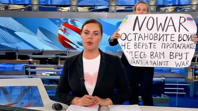 Russian state-controlled TV news does not refer to Russia's invasion as a 'war'