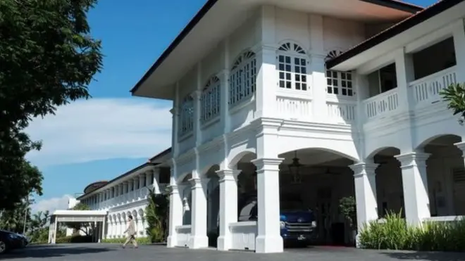 Hotel bintang-lima Capella yang akan menjadi tuan rumah KTT bersejarah.