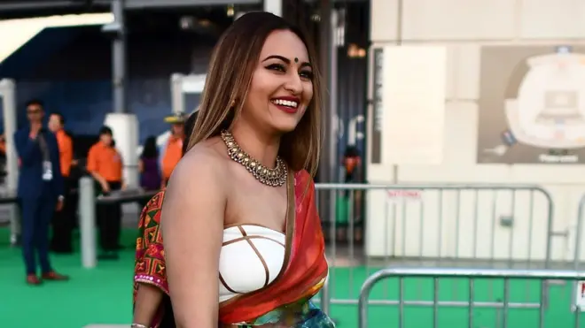 سوناکشی سنہا