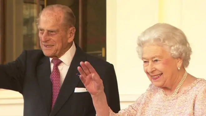 Королева Елизавета II С принцем Филиппом