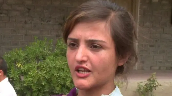 گلگتی طالبہ