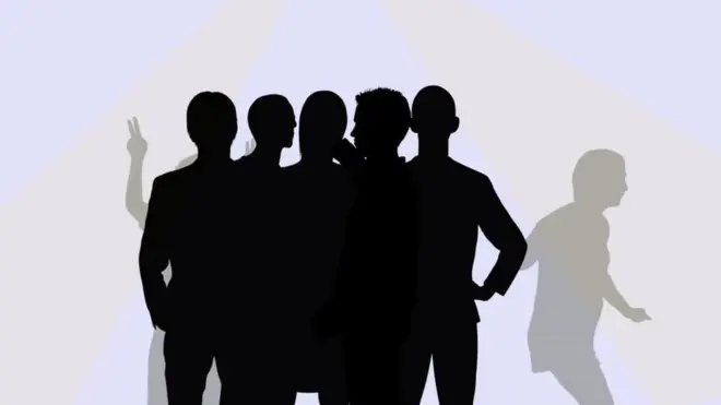 سيلويت لعدد من الأشخاص