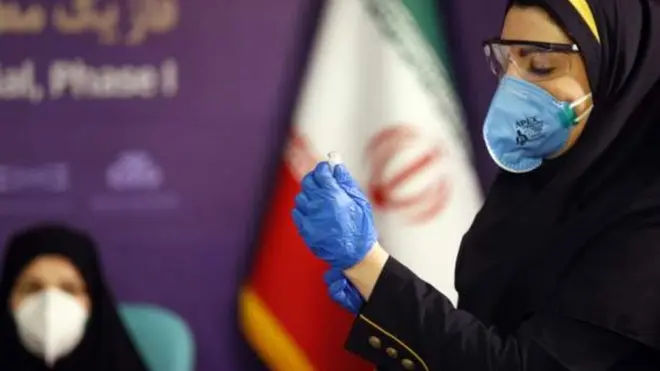 Iran yataguye kugerageza urucanco rwa Covid- 19 ruhinguriwe muri ico gihugu