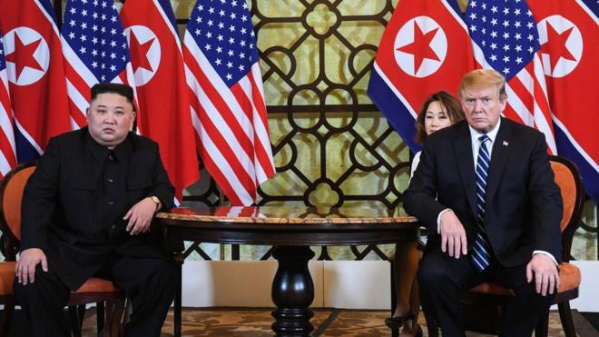 US President Donald Trump (R) and North Korea's leader Kim Jong Un hold a meeting during the second US-North Korea summit at the Sofitel Legend Metropole hotel in Hanoi on February 28, 2019. (Photo by Saul LOEB / AFP) (Photo credit should read SAUL LOEB/AFP/Getty Images)