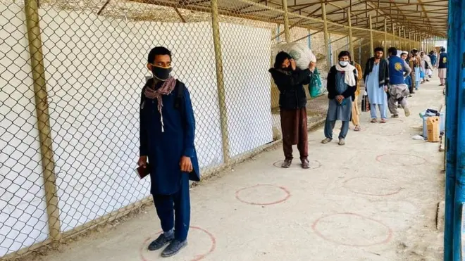 د تورخم پر لار راوښتونکي مساپر