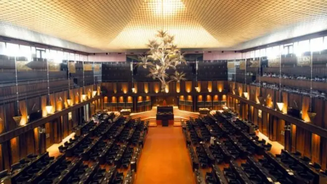 පාර්ලිමේන්තු සභා ගර්භය