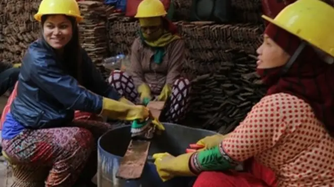 पुर्ननिर्माण