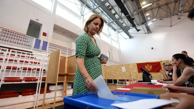 Fotografija sa ranijih izbora u Crnoj Gori