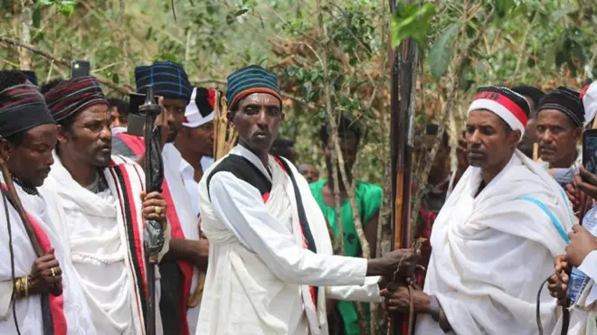 Sirna buttaa godina Wallagga Lixaa Innaangootti yeroo kabajamu