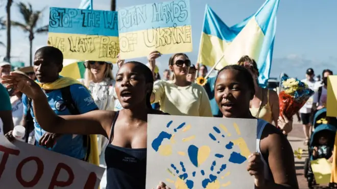 Акція проти російського вторгнення в Україну у місті Дурбан, Південна Африка, 6 березня 2022 року