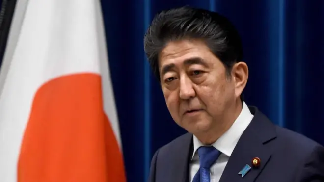 Shinzo Abe mengatakan pemilu dini diperlukan untuk menyelesaikan "krisis nasional".