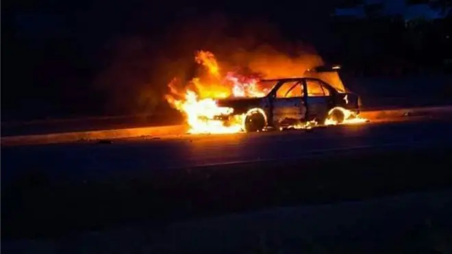 د کابل- جلال آباد پر لویه لاره بهرنیو ځواکونو د سپرلۍ څو موټر په ګاز لرونکو ګولیو ویشتلي