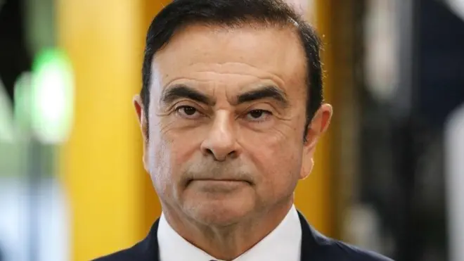 Carlos Ghosn seguirá bajo detención en Japón.