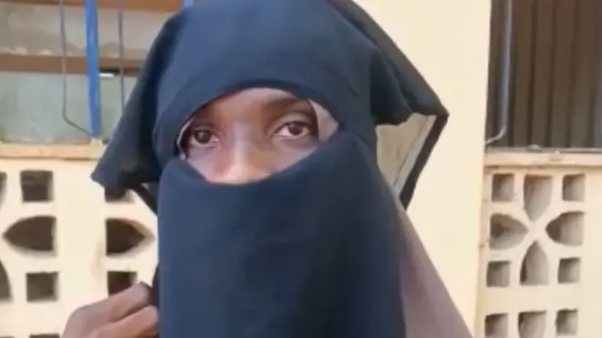 Umar Ali dress like woman to sneak enta female hostel for Fedral College of Education, Kano.