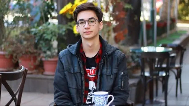 يقول كوستا بارسوف إن تلوث الهواء في سكوبيا هو أحد الأسباب التي حملته على التخطيط للهجرة