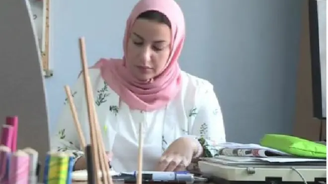 Misirdən olan karikaturaçı Doaa əl-Adl, qadın özünüifadəsində karikaturaların necə böyük rol oynadığını göstərir