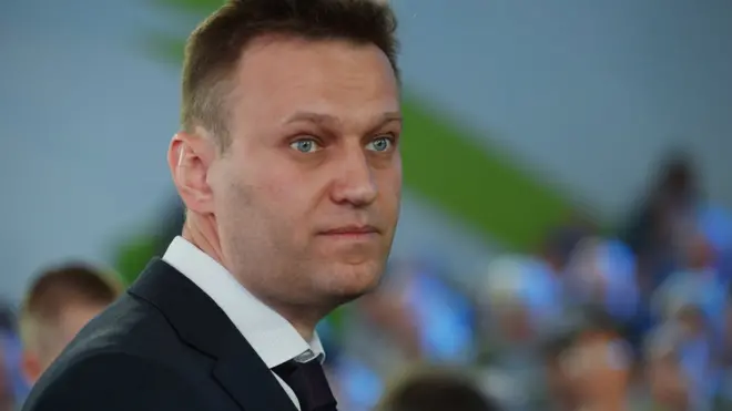 Навальный заявил, что не придет на заседание с утра во вторник