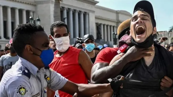 A man is arrested in Cuba