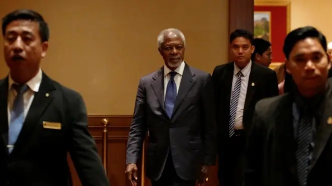 Kofi Annan mengatakan para pemantau harus sangat berhati-hati dalam menggunakan istilah genosida.