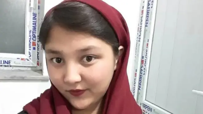 Omulbanin Asghari, de 17 años, soñaba con ir a la Universidad de Harvard para estudiar ciencias políticas o economía.