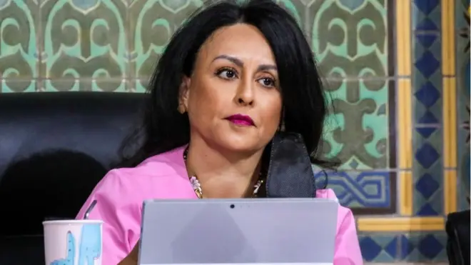 Nury Martínez renunció a la presidencia del Concejo Municipal de Los Ángeles.