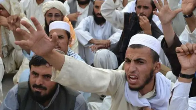 2017-жылдын апрель айынан бери Кытайдын Шинжан-Уйгур районунда мусулман калкын кармап-камоолор күч алды.