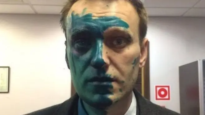 Navalny fue atacado con tinte antiséptico dos veces en 2017.