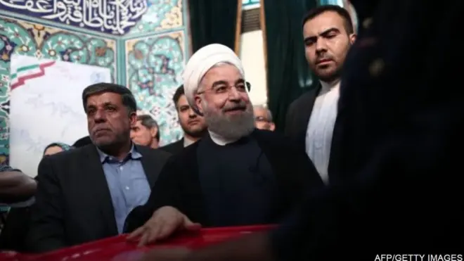 Kết quả kiểm phiếu gần hoàn tất cho thấy ông Hassan Rouhani đã thu được 58,6% số phiếu bầu, so với 39,6% của đối thủ chính, ông Raisi.