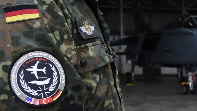 Alman askeri üniforma arması