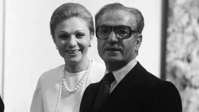 شاه و شهبانو فرح