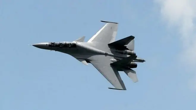 Dua pesawat tempur Cina dilapokan mengalami kebakaran