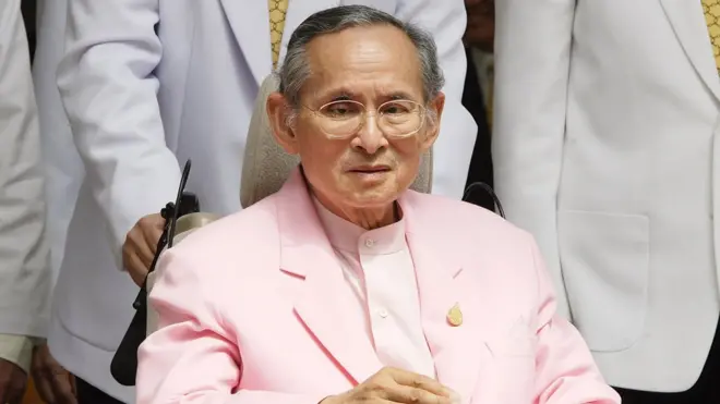 El rey de Tailandia, Bhumibol Adulyadej, murió este jueves confirmaron fuentes del palacio real.