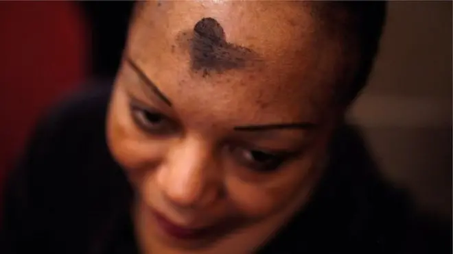 Ẹnikan to se ami sori pẹlu eeru