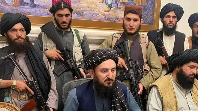 Салоҳиддин Айюбий қудратли ўзбек қўмондонларидан ҳисобланади