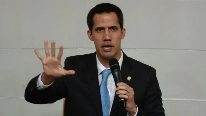 Juan Guaidó Presidente De La Asamblea Nacional De Venezuela Se Juramenta Como Presidente 7177