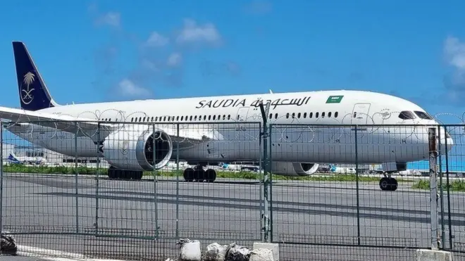 سعودی ایئر لائنز کا طیارہ