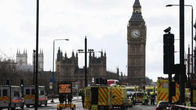 أُغلاقت لمنطقة المحيطة بالبرلمان لتأمينها