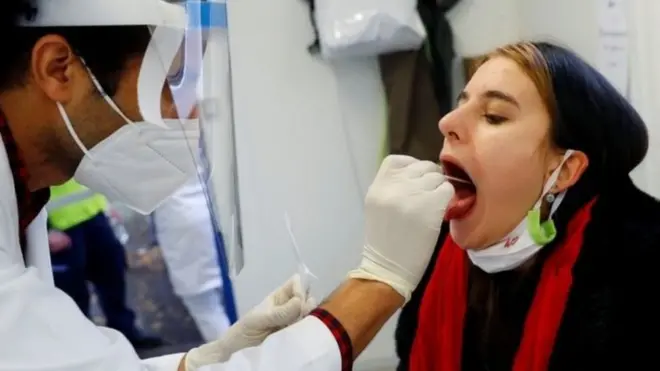 اروپا کې د کورونا وبا پېښو ډېرېدو خلک اندېښمن کړي.