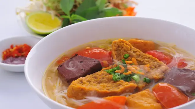 Bún riêu là đồ ăn bình dân