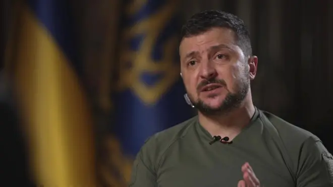 Ukraine's President Zelensky speaks with the BBC's John Simpson