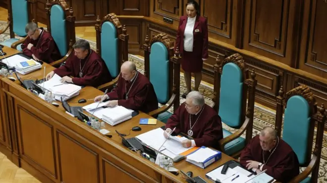 Найбільше нарікань до законопроекту через конкурс на посади суддів КС