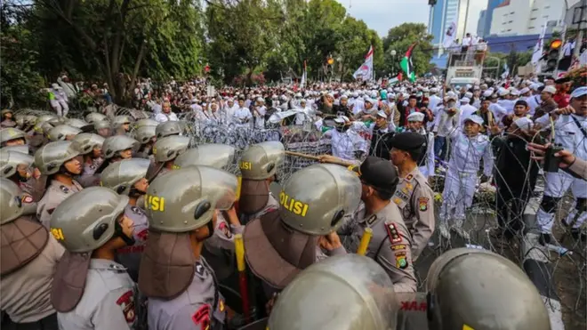 Foto ilustrasi anggota LPI dan FPI di Jakarta