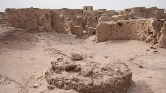 یو چارواکی وايي، که وضعیت همداسې روان وي ممکن پنځوس کاله وروسته د ایران په نوم څه پاتې نه شي.