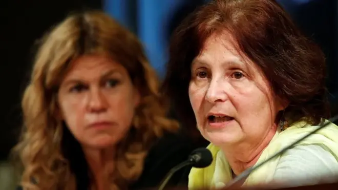 كانت والدة ريجيني (يمين) قد دعت السلطات المصرية إلى التعاون الكامل مع الحكومة الإيطالية