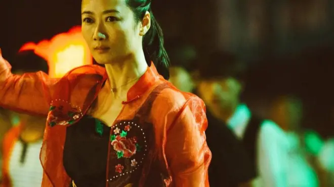 Tokoh Qiao punya kepercayaan diri yang tenang seperti Uma Thurman di Pulp Fiction dan digambarkan sebagai sosok yang sangat mampu mengurus bisnis gangster.