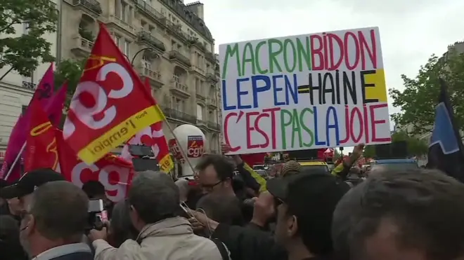 Демонстрация левых в Париже