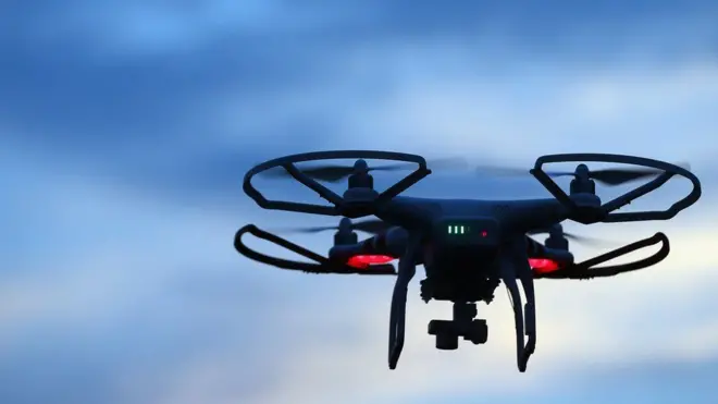 Зловмисники за допомогою дронів намагаються переправити до в'язниць наркотики і зброю